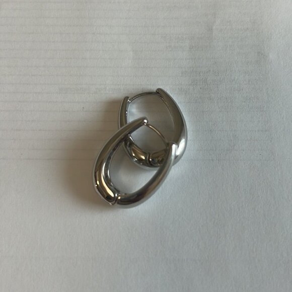 Silver Tone Drop Shape Earrings - Picture 3 of 8